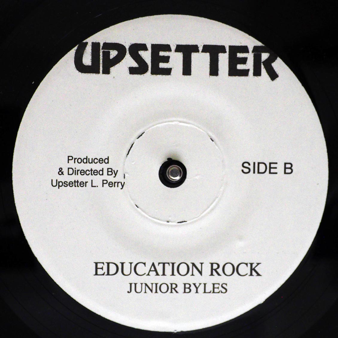 Jr. Byles - Informer Men  /  Jr. Byles - Education Rock (rhythm: "Beat Down Babylon")