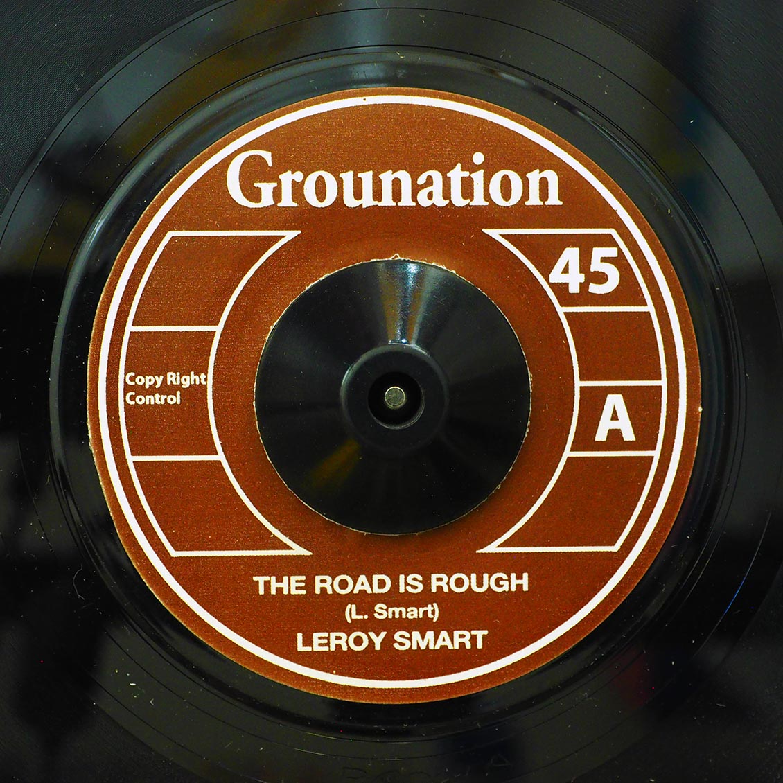 Leroy Smart - The Road Is Rough  /  Version