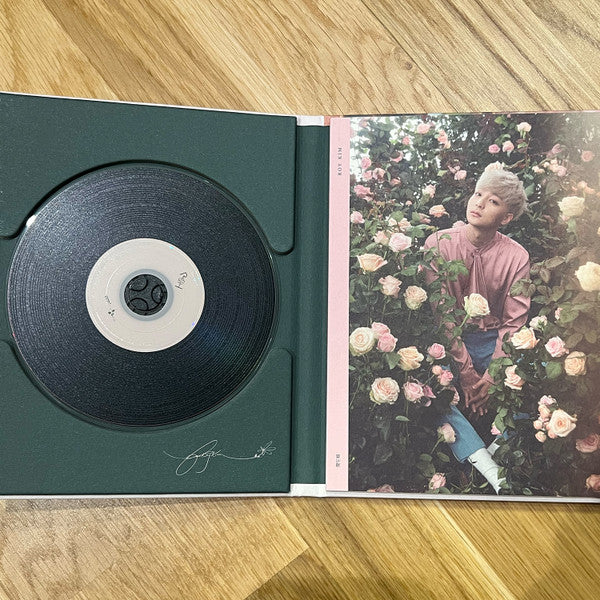 ROY KIM - BLOOMING SEASON (MINI ALBUM)