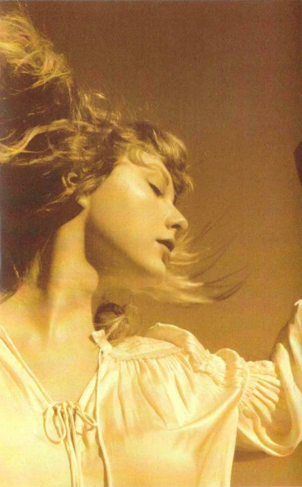 SWIFT,TAYLOR - FEARLESS (TAYLOR'S VERSION) (DOUBLE CASSETTE)