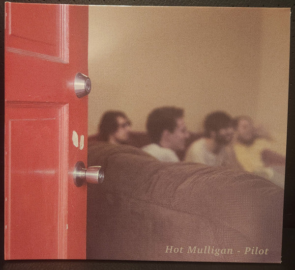 HOT MULLIGAN - PILOT
