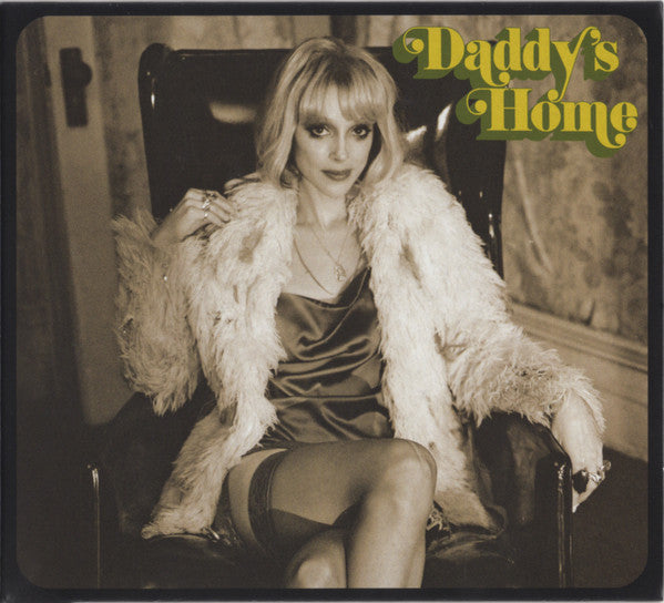 ST. VINCENT - DADDY'S HOME
