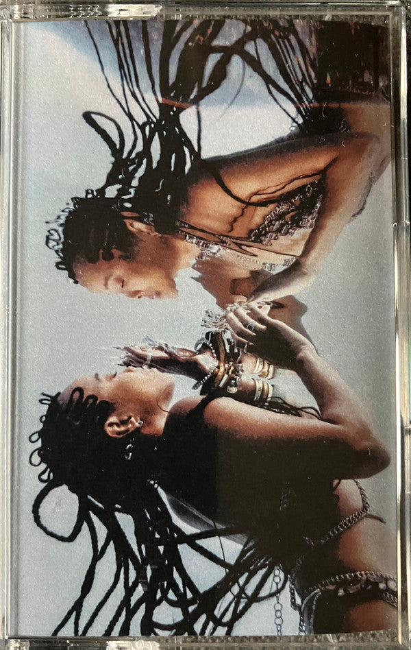 WOODS,JAMILA - WATER MADE US