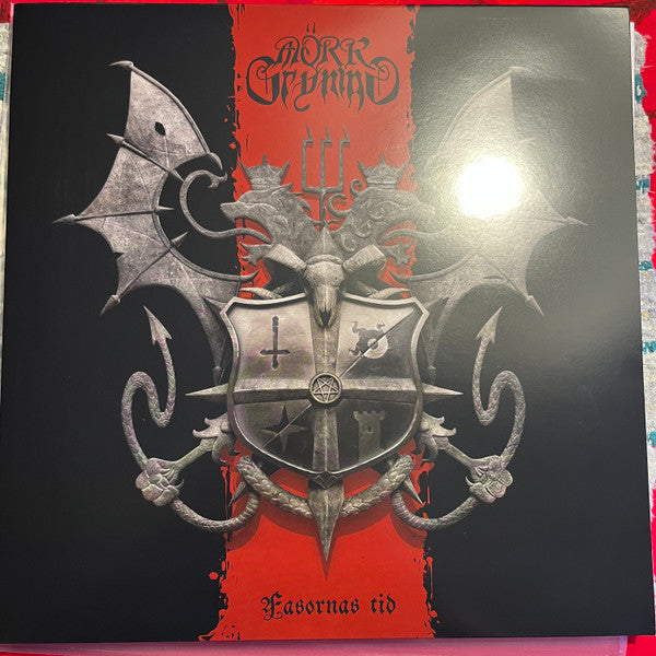 MORK GRYNING - FASORNAS TID