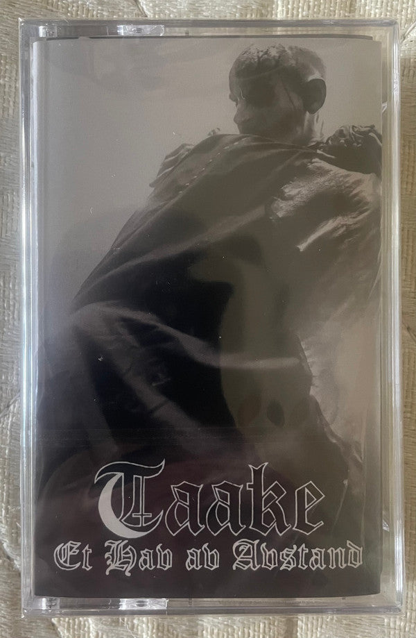 TAAKE - ET HAV AV AVSTAND