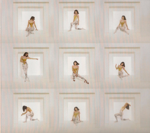 FOXES - KICK (DELUXE)