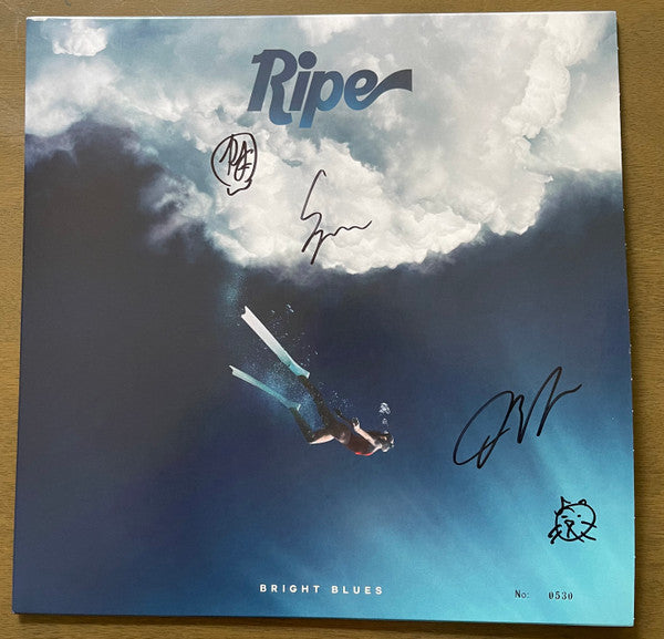 RIPE - BRIGHT BLUES